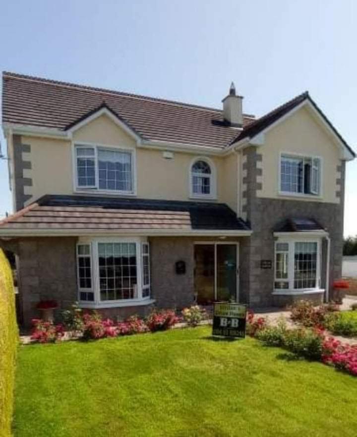 Jordan'S Drum Haven B&B, Knock Экстерьер фото